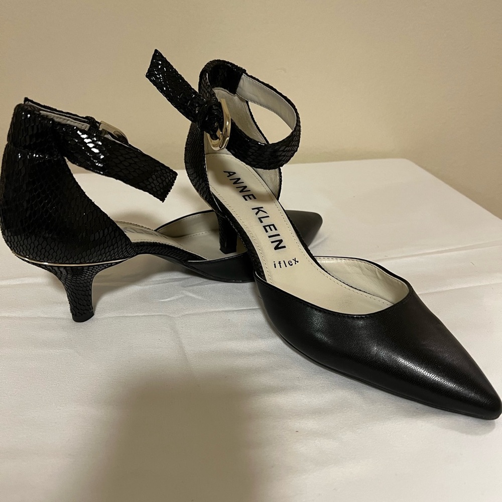 Black Anne Klein Fabulist Women’s Heels